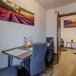 Ontop Apartment