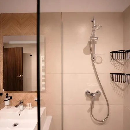 Ontop Apartment *